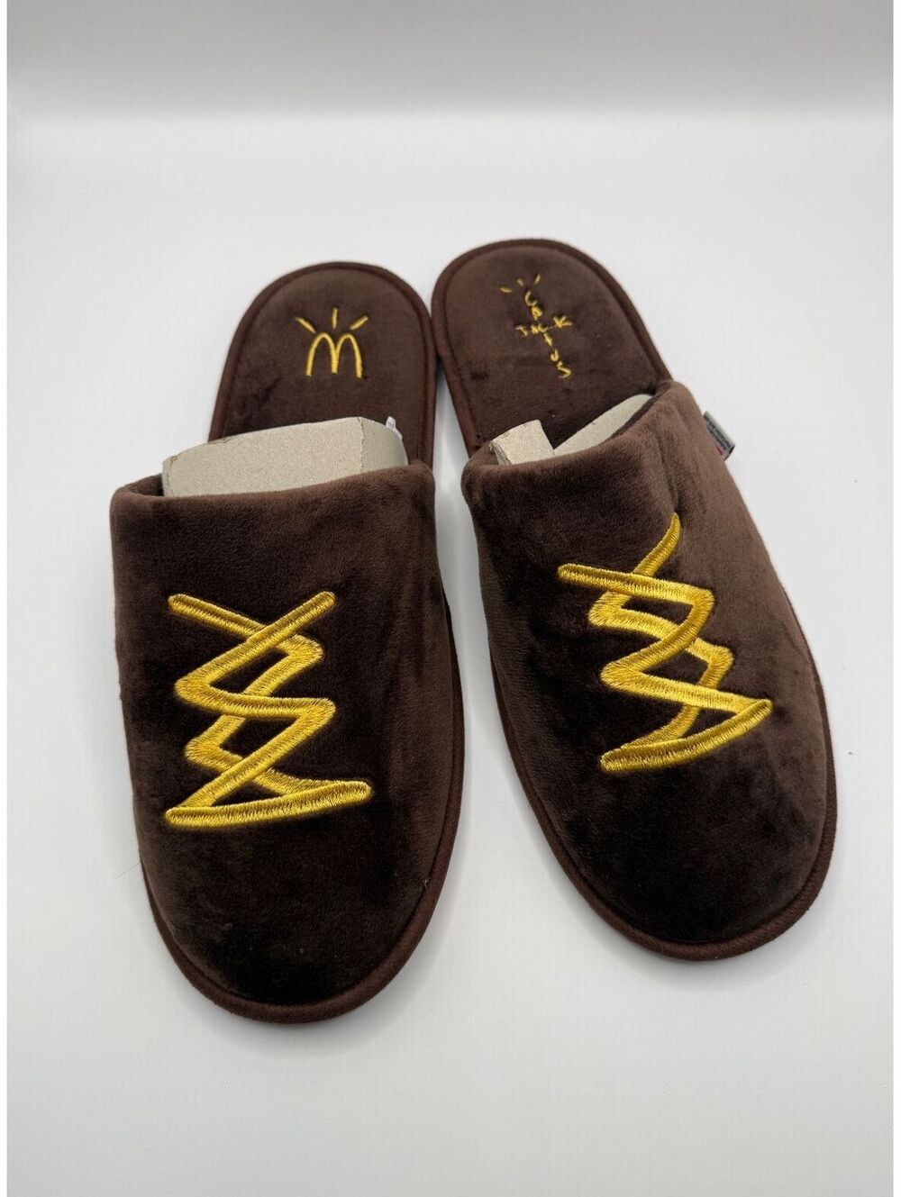 Travis Scott x McDonald's Cactus Jack Slippers L/XL FW20 Limited Edition NWT